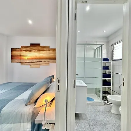 Phoenix Apartment *